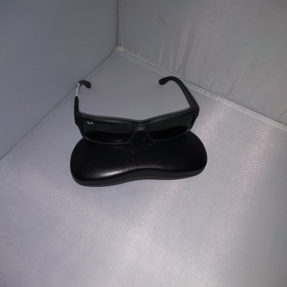 Ray-Ban men's sunglasses nwt #RB 4151